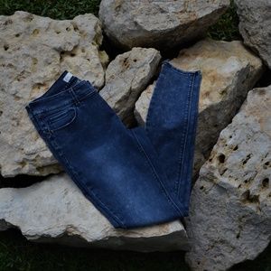 Contemporary Denim skinny